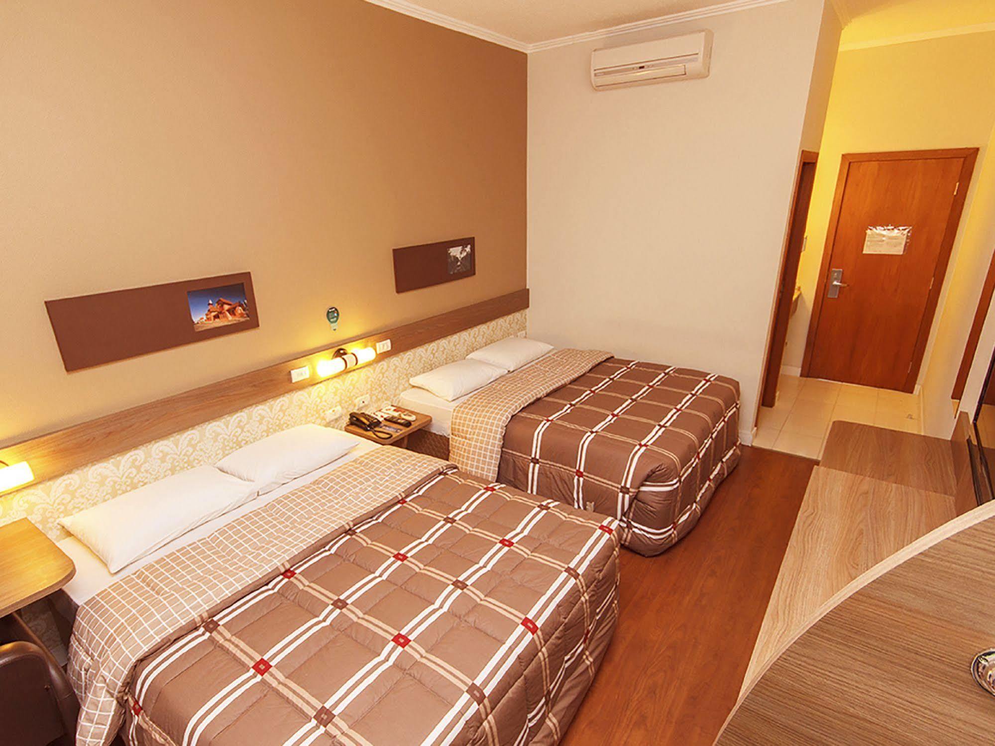 Hotel 10 Ponta Grossa Ponta Grossa  Ngoại thất bức ảnh